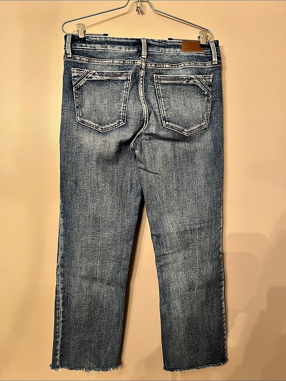 Buckle Black - Picture 2 of 2